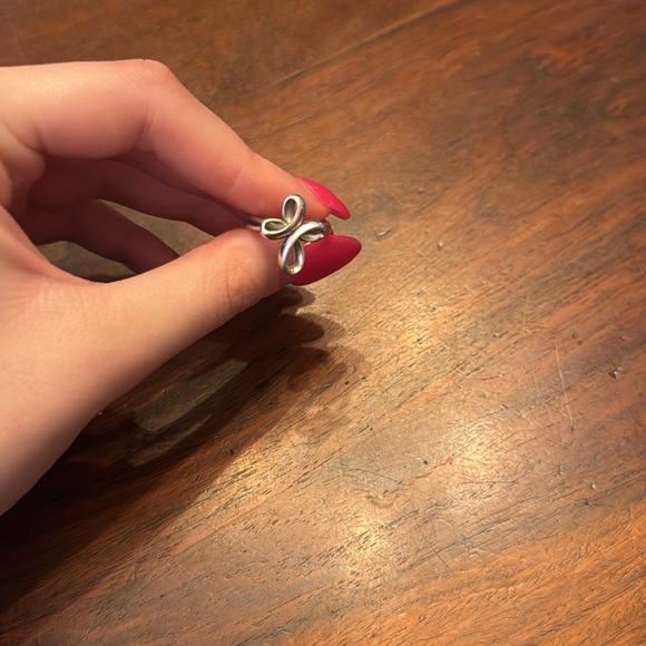 James Avery eternal ribbon cross ring - Picture 2 of 5